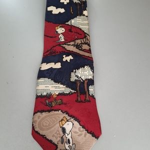 Snoopy peanuts tie